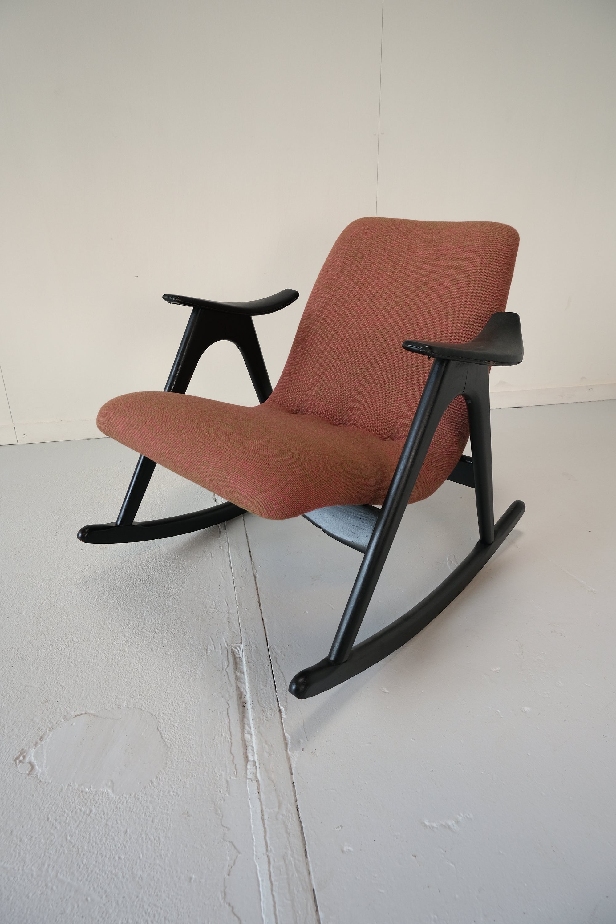 Schommelstoel Louis van Teeffelen x Kvadrat